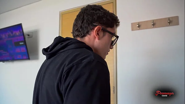 Young and Mature Sex - Danna Rose and Pipeboy - PREVIEW