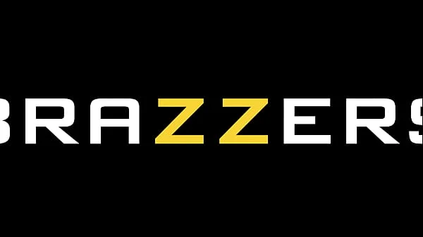 Tits Won't Fit - Abigaiil Morris, Chloe Surreal / Brazzers  / stream full from www.zzfull.com/adju