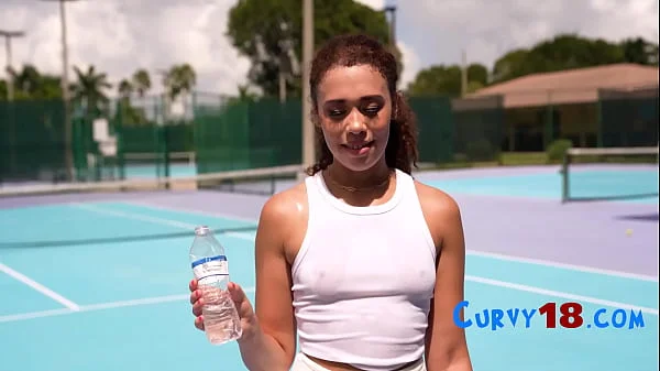 Teen's After Practice Ass Bounce Is Other Worldly- Willow Ryder