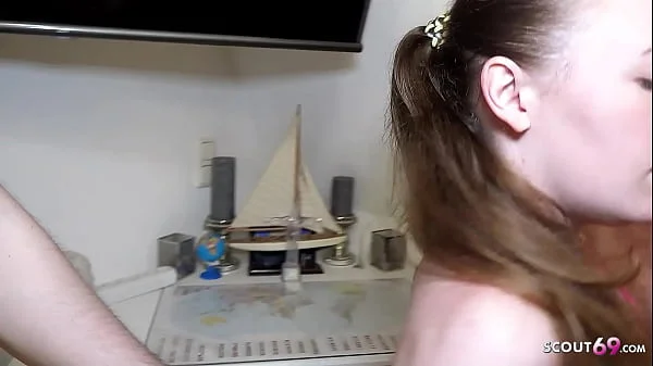 Amateur Gangbang mit deutscher rothaariger Studentin Emma Fantazy