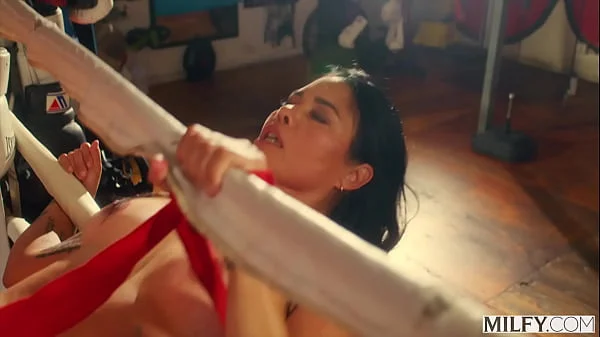 MILFY Fit mom Dana gets fucked in her tight ass at the gym