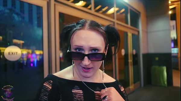 Super Hot White Slut Raven Vice Gets Greeted And Seduced By Old Man At The Golden Gate Casino In Las Vegas