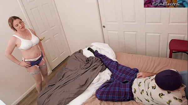 Stepson seduces stepmom to distract her from his messy room