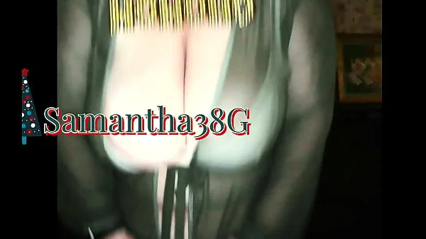 Who wants to kiss me under the mistletoe?