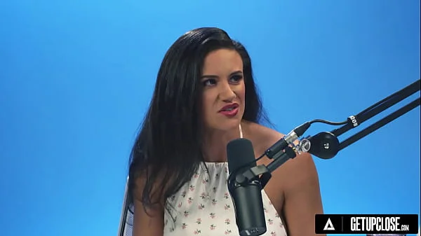 UP CLOSE - How Women Orgasm With The Perfect MILF Penny Barber! SOLO FEMALE MASTURBATION! FULL SCENE