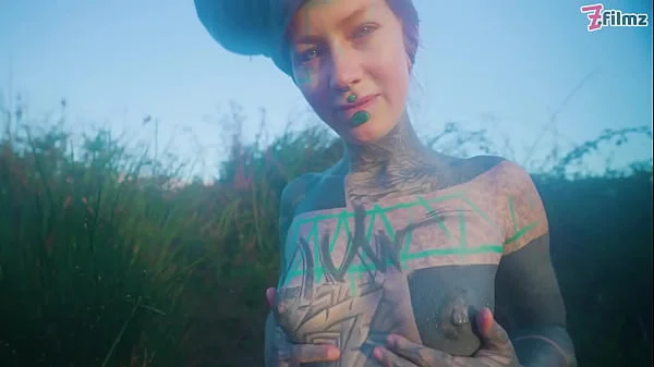 Alternative couple having wild outdoor sex in outdoor hotbath