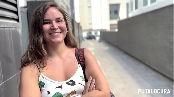 PutaLocura - La jovencita universitaria Vicky Blue traga lefa de Torbe en pillada