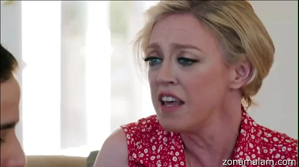 Dee MILF Fucks With Young Boy - Dee Williams