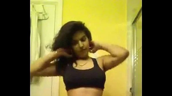Desi girl masturbating