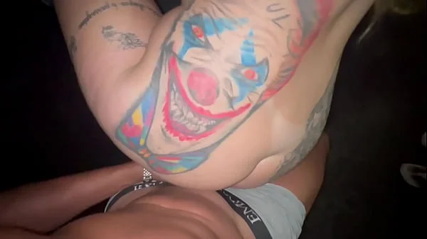 Eu e meus amigos fizemos sexo na rua com as gostosas com todo mundo olhando