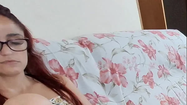 Minha meia-irmã estuda sem calcinha