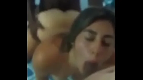 cogiendo a mi vecina y el cornudo de su marido nos graba