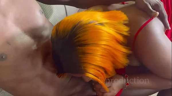 Stepsiblings share BF