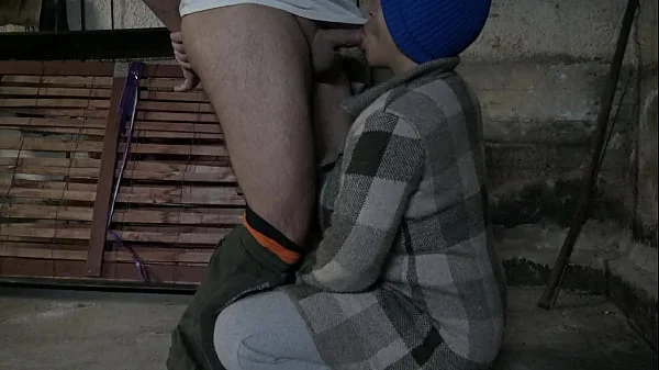 big ass french amateur whore has anal sex in abondoned building