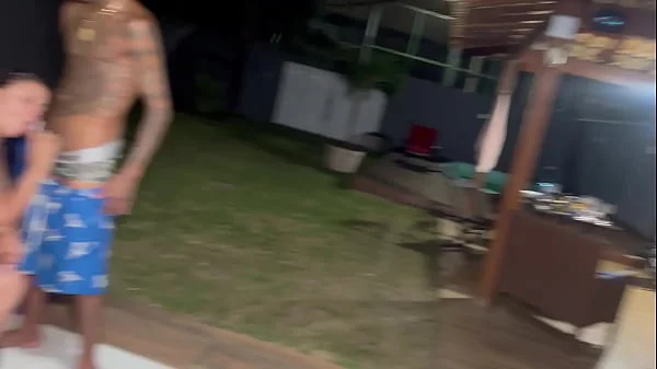 Dos criadores Saio na net A troca de casal começou e virou uma putaria muito gostosa em buzios