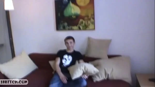Nothing to do at home, lets try to make porn video!