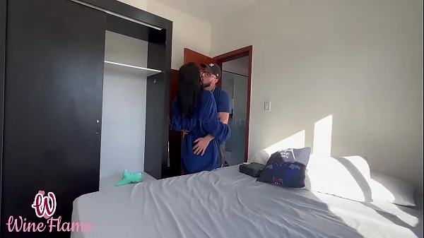 Paguei o montador de moveis com o cuzinho ele gostou tanto que me encheu de leitinho - Kadall Master