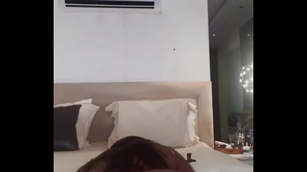 Gracyanne Barbosa se masturbando