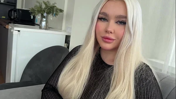 The psychologist's short dress was very arousing. Sex therapy ended with sex.