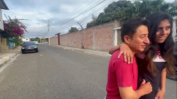 Sex in a public park, an old man and two young busty women with big asses - REAL AMATEUR HOMEMADE THREESOME