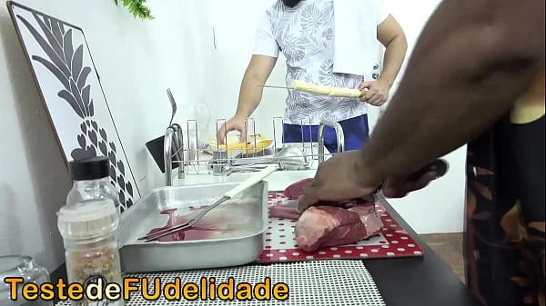 Traição no Carnaval entre amigos