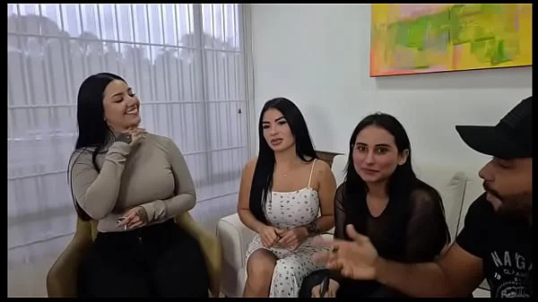 ORGIA BISEXUAL - 3 chicas follan despues de salir de discoteca en MEDELLIN (colombianas hot)