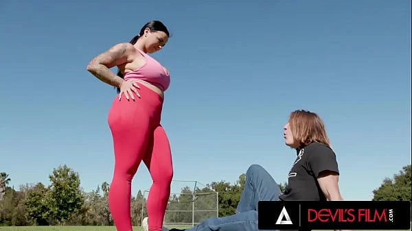 DEVILS FILM - Gorgeous Payton Preslee And Her Huge Tits Get Fucked Hard