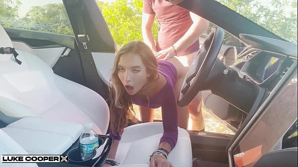 Petite Amateur Fucked In Car While Driving