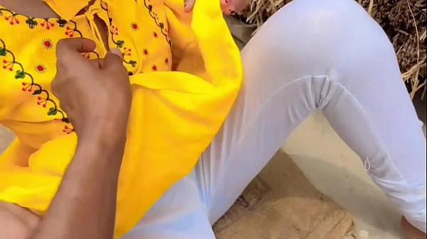 Desi Local Village Girl Tight Pussy Outdoor Fucking xxx Video Indian G.f