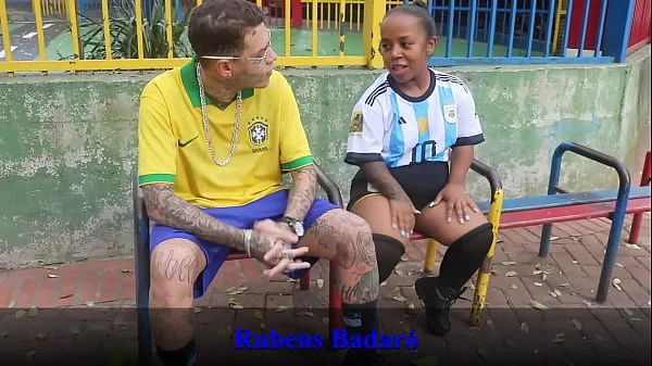 O Brasil perdeu o jogo mas eu ganhei de presente o cu da anãzinha argentina (VIDEO COMPLETO NO RED/SHEER)