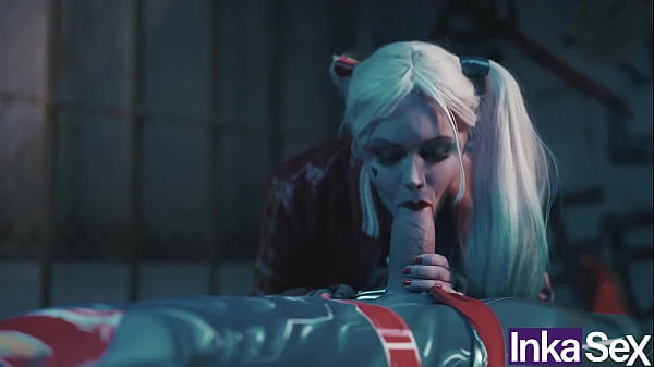 Superman introduce el bate de Harley Quinn por el ano para salvar el mundo.