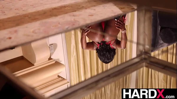 Tessa’s Twerking Booty Plug Tease Leads to Hardcore HardX Fuck