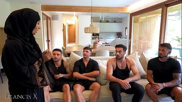 Burka Slut Rough Gangbang With 4 guys and DVP