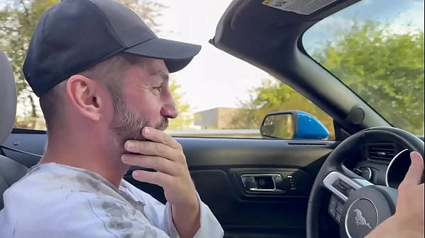 Он покатал меня на кабриолете и трахнул в нем же за кустами