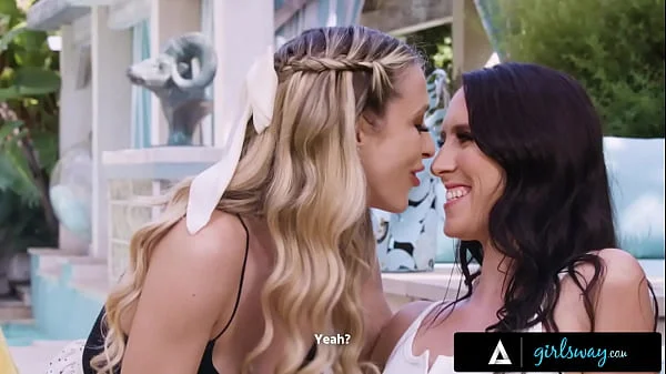 GIRLSWAY - Wild Cadence Lux Learns MASSIVE SQUIRTING From Bestie Aiden Ashley In Outdoor Fuck Fest