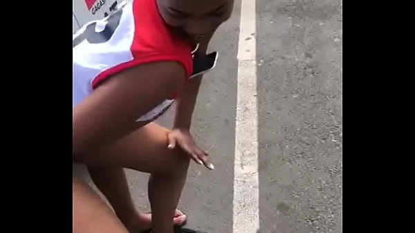 She twerk on my dick in the street