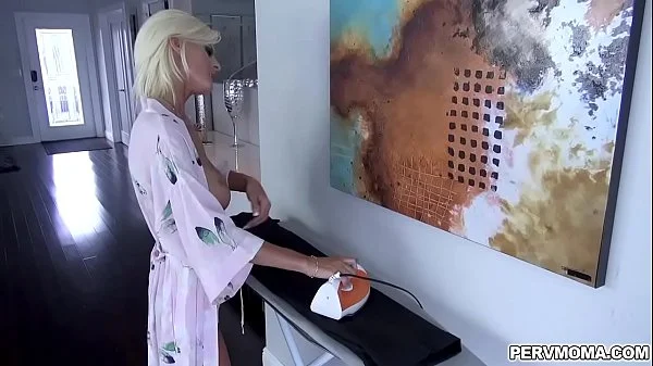 Hot stepmom just got down on her knees and started to suck!