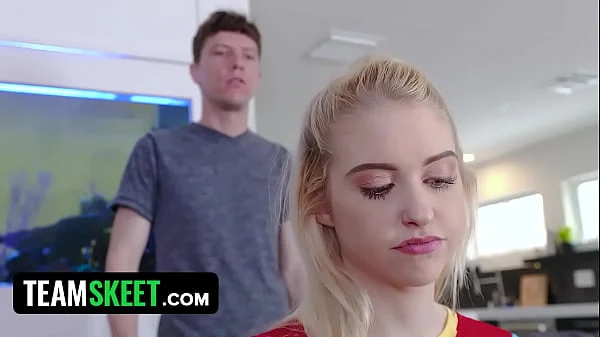 Chloe Cherry In A Bootylicious Bet