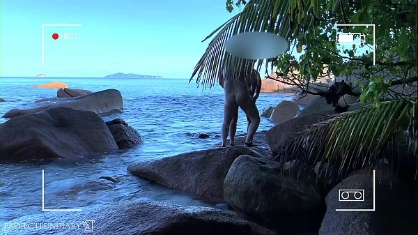 voyeur spy nude couple having sex on public beach - projectfiundiary