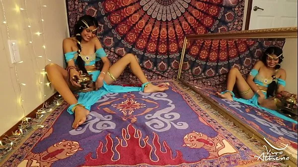 SLUTTY DISNEY PRINCESS FUCKS HERSELF WITH MAGIC LAMP