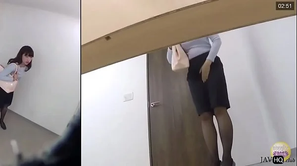 Office Lady wetting herself in the bathroom