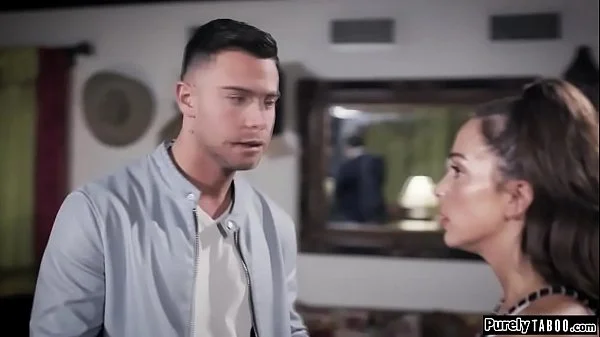 Actress c. into sex to get the part