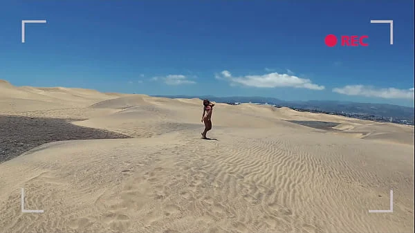 PISS PISS TRAVEL - Funy in micro bikini girl public pissing in Maspalomas dunes Canarias