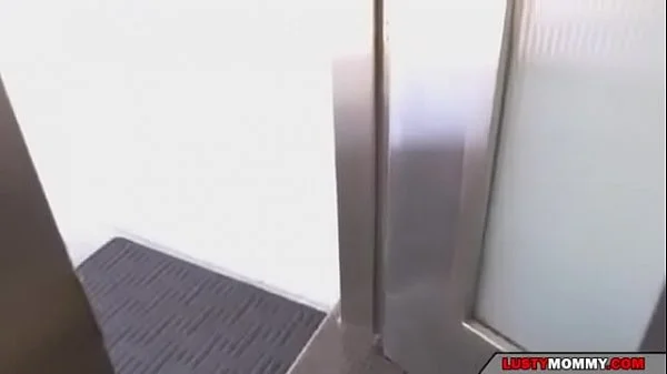 Me follo a mi tía (solos en casa)