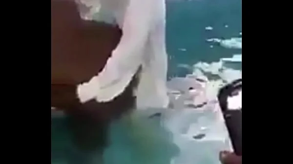 Pastor suck and fuck in a pool