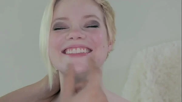 Pearl Sinclair sexy face slapping in Portland