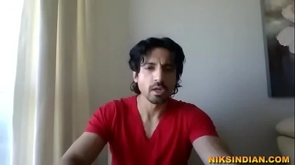 बॉलीवुड डायरेक्टर ने एक्ट्रेस को ऑडिशन पे नंगा करके नचाया और अपनी हवस का शिकार बनाया