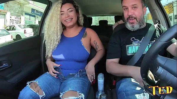 Angel Takemura na carona do Ted #48 com seus peitos gigante e um rabo enorme