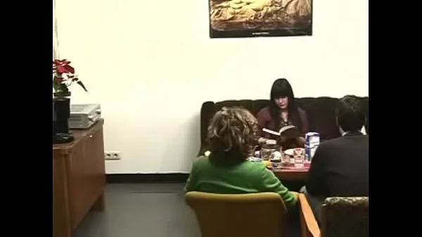 Pinkeln im Wohnzimmer