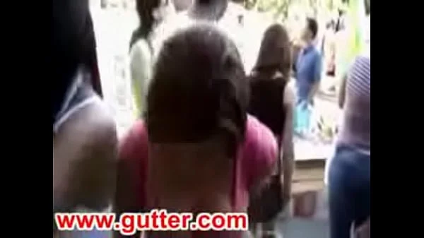 A chick dancing really sexy